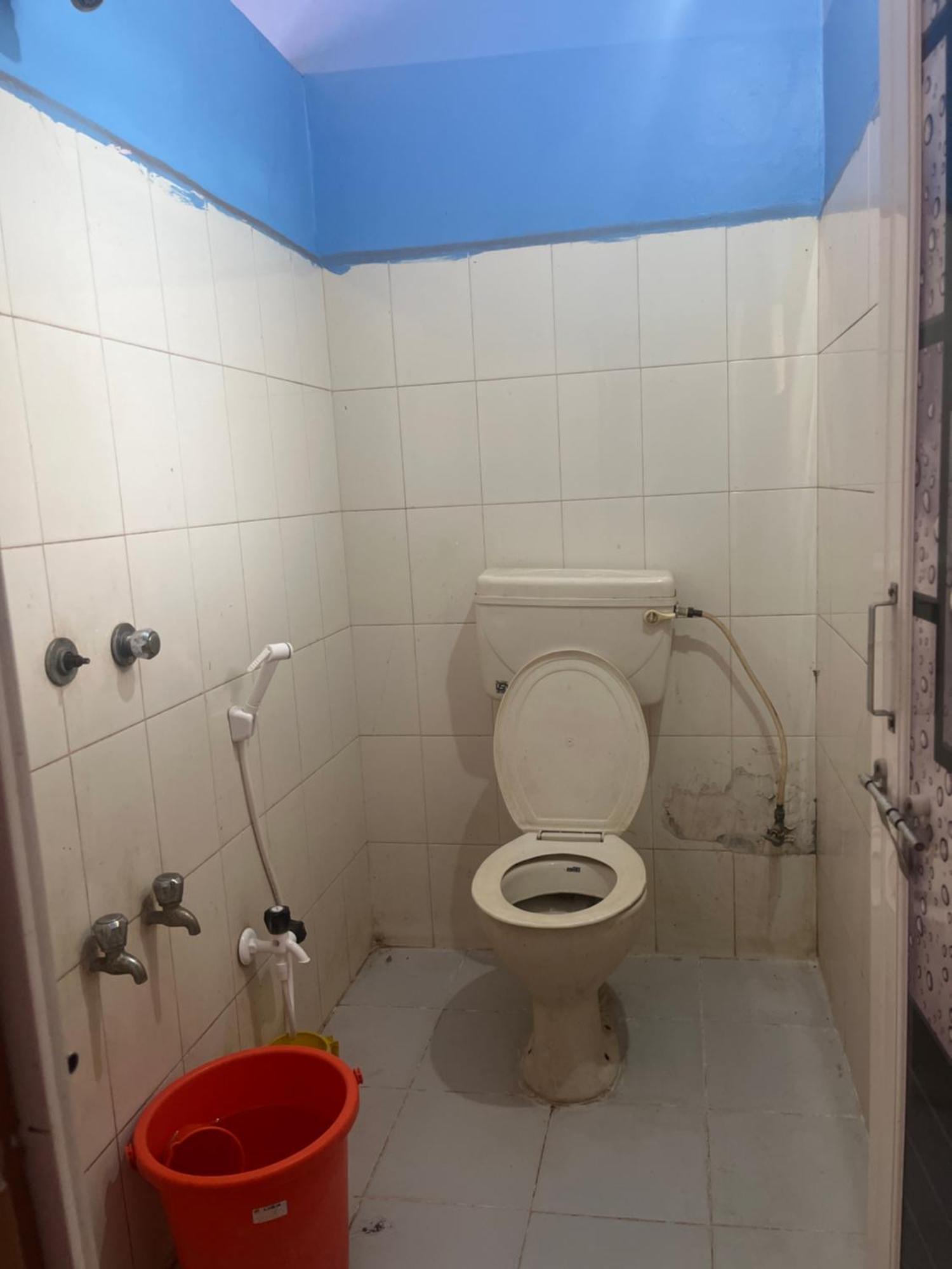 Hotel Madhura Белгаум Екстериор снимка